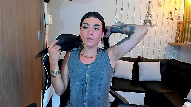 ximena22love online show from 9, 4, 2026