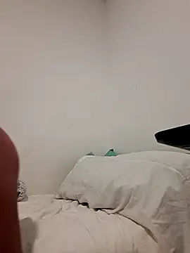 laura dirtyhot online show from 31, 12, 2024