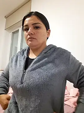 laura dirtyhot online show from 8, 1, 2025