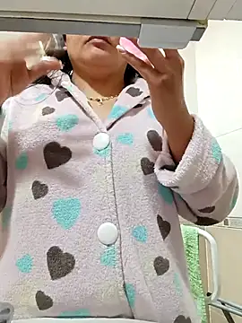 laura dirtyhot online show from 9, 11, 2025