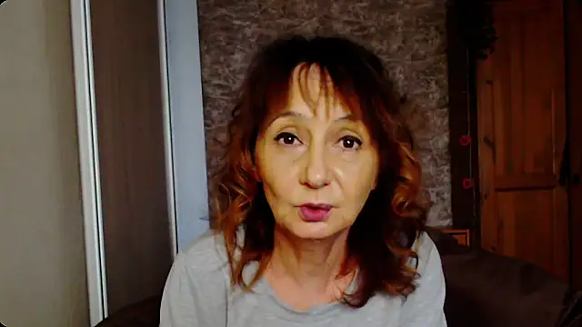 AnnieEltgant online show from 9, 1, 2026