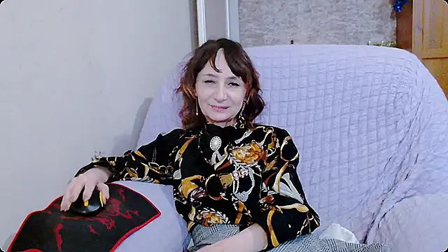 Snapshot of AnnieEltgant chatting on 30, 12, 2024 AnnieEltgant online show from 30, 12, 2024