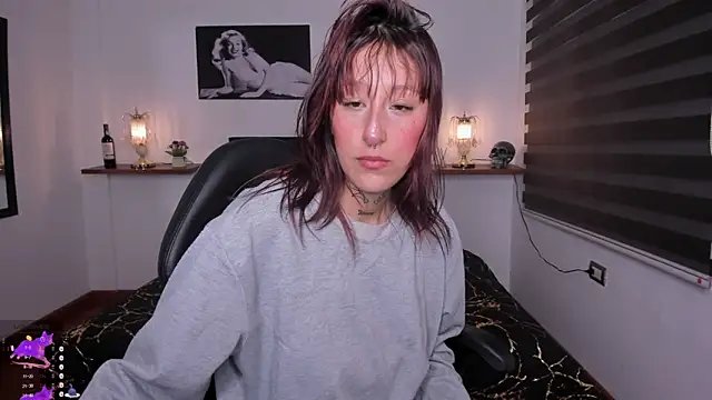 Mariana Joness online show from 18, 9, 2025