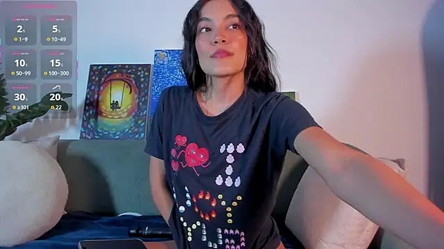 TIFFANYRUSSO online show from 24, 10, 2025