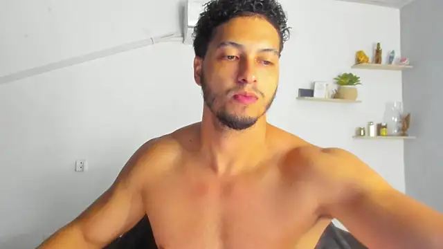 Snapshot of Kris_Khalifa69 chatting on 3, 7, 2026 Kris Khalifa69 online show from 3, 7, 2026