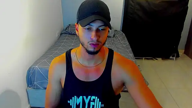 Snapshot of Kris_Khalifa69 chatting on 2, 2, 2026 Kris Khalifa69 online show from 2, 2, 2026