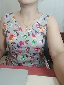 Snapshot of Chanchal--Navya chatting on 18, 6, 2026 Chanchal--Navya online show from 18, 6, 2026