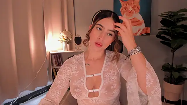 LiaPearce online show from 27, 10, 2025