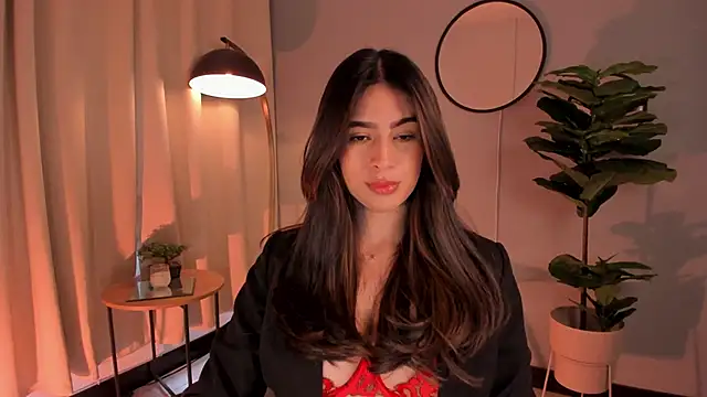 LiaPearce online show from 9, 3, 2025