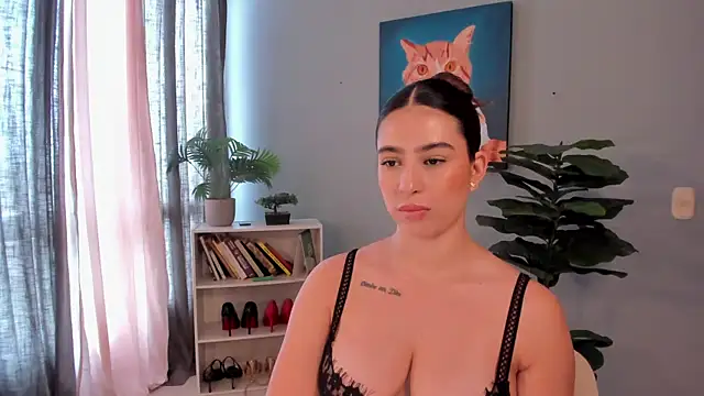 LiaPearce online show from 23, 6, 2026
