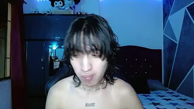 Snapshot of littlextreme chatting on 6, 7, 2026 littlextreme online show from 6, 7, 2026
