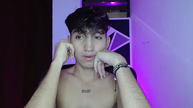 Snapshot of littlextreme chatting on 18, 3, 2025 littlextreme online show from 18, 3, 2025