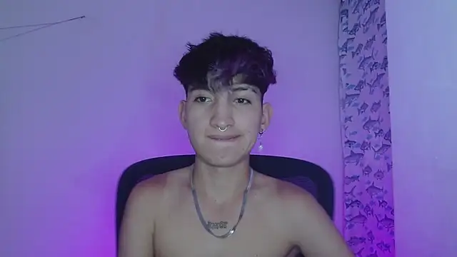 Snapshot of littlextreme chatting on 12, 2, 2025 littlextreme online show from 12, 2, 2025