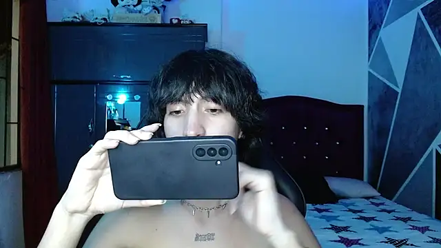 Snapshot of littlextreme chatting on 8, 7, 2026 littlextreme online show from 8, 7, 2026