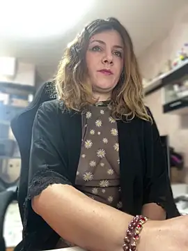 DaisyVibesss online show from 10, 1, 2025