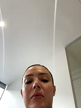 brianna 196 online show from 28, 9, 2025