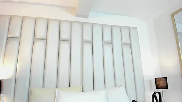 aandreaperez online show from 22, 9, 2025