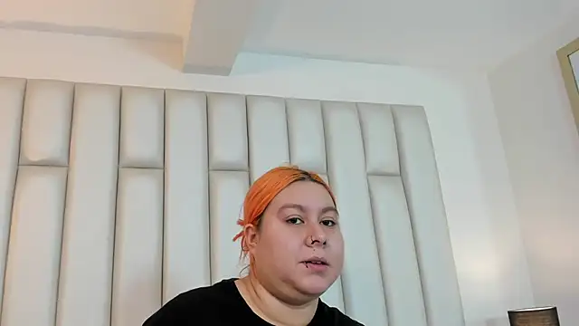 aandreaperez online show from 20, 9, 2025