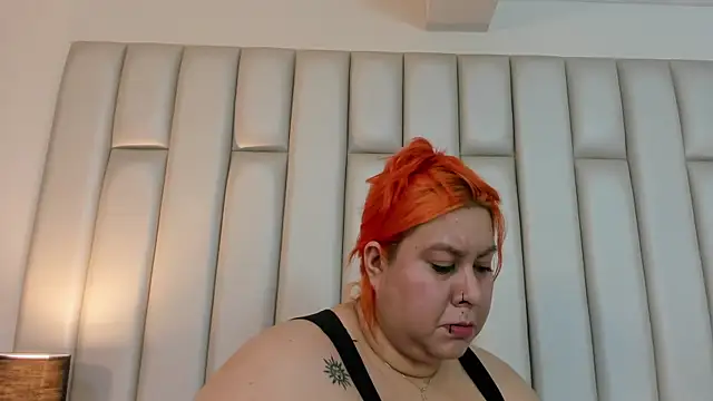 aandreaperez online show from 14, 11, 2025