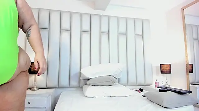 aandreaperez online show from 21, 3, 2025