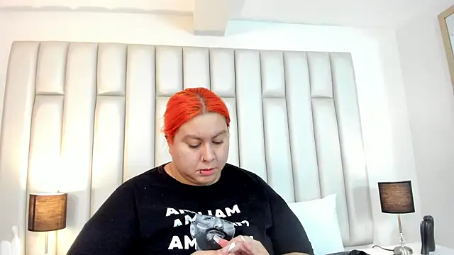 aandreaperez online show from 13, 9, 2025