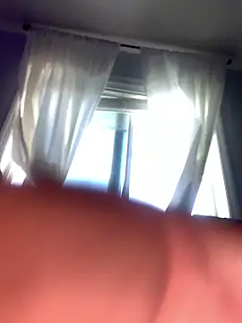 Hugetings online show from 1, 3, 2026