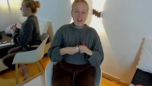 Snapshot of EmilySumer chatting on 22, 2, 2026 EmilySumer online show from 22, 2, 2026