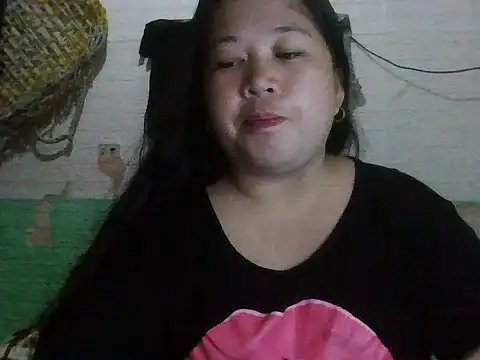 hotsexylyn online show from 2, 12, 2025