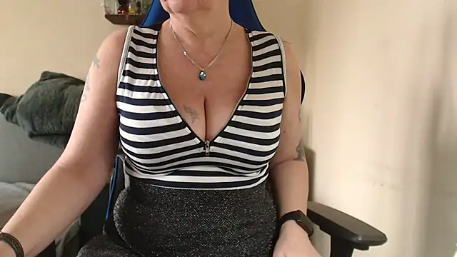 Diablica41 online show from 25, 11, 2025