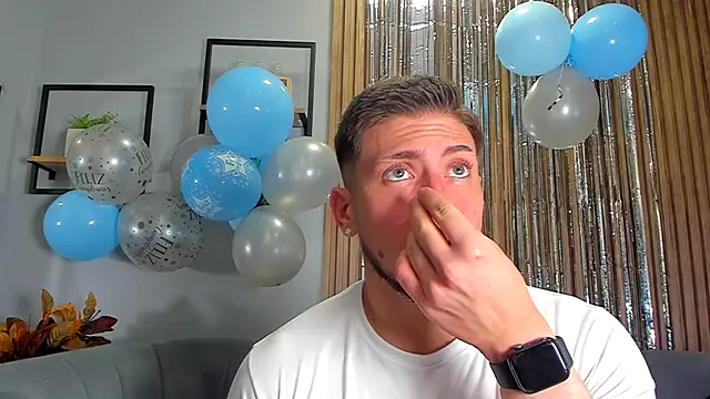 SebastianMaximoff online show from 17, 12, 2025