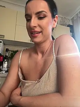 SereneRhodes online show from 25, 2, 2025