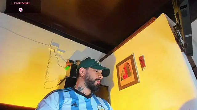 Snapshot of CamiloGray_ chatting on 14, 9, 2025 CamiloGray online show from 14, 9, 2025