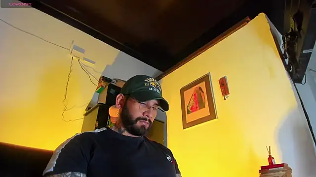 Snapshot of CamiloGray_ chatting on 20, 11, 2025 CamiloGray online show from 20, 11, 2025