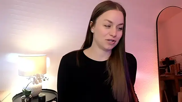 MilaFleur online show from 8, 1, 2025