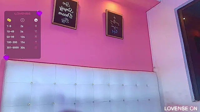 hornyhousekeeper  online show from 11, 3, 2025