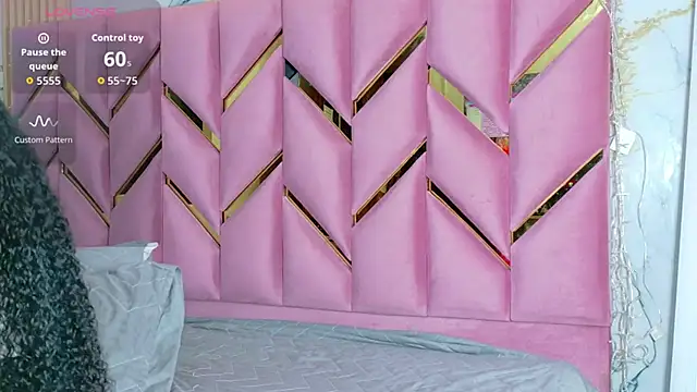 hornyhousekeeper  online show from 13, 10, 2025