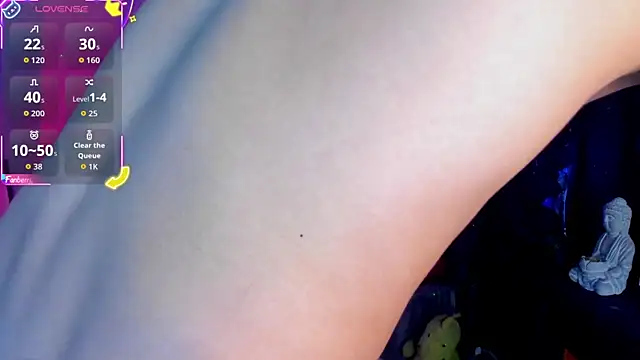 Snapshot of sweetvond_ chatting on 17, 10, 2025 sweetvond online show from 17, 10, 2025