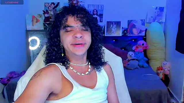 Snapshot of sweetvond_ chatting on 6, 3, 2025 sweetvond online show from 6, 3, 2025