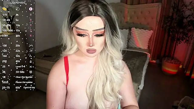 Snapshot of Miss_mariahmonroe chatting on 12, 11, 2025 Miss mariahmonroe online show from 12, 11, 2025