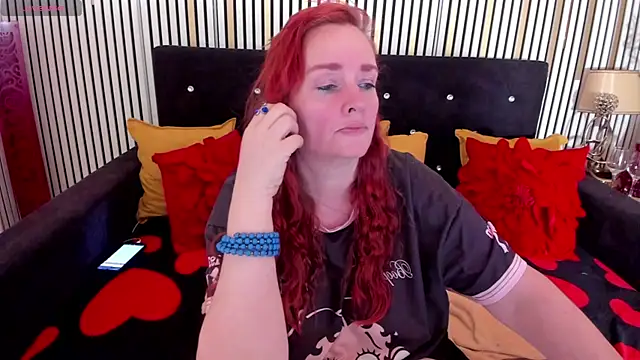 Snapshot of SinFulTitsDD chatting on 19, 6, 2026 SinFulTitsDD online show from 19, 6, 2026