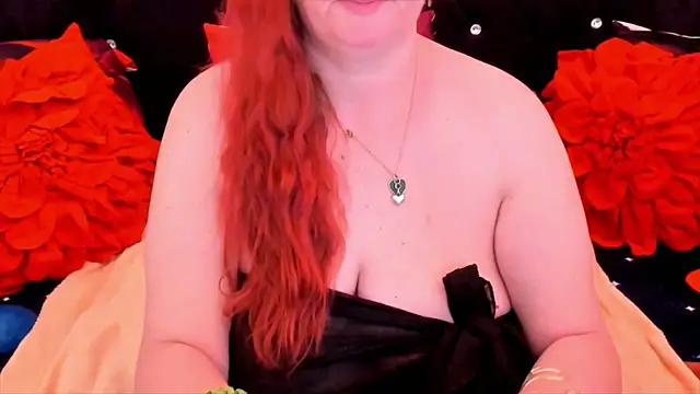Snapshot of SinFulTitsDD chatting on 5, 6, 2026 SinFulTitsDD online show from 5, 6, 2026