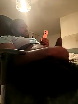 Snapshot of waakenda chatting on 13, 10, 2025 waakenda online show from 13, 10, 2025