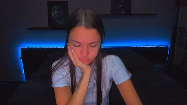 AlexaBarkley online show from 30, 10, 2025