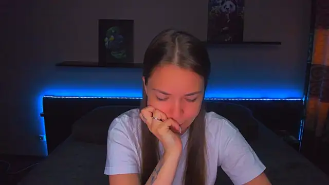 AlexaBarkley online show from 6, 5, 2026
