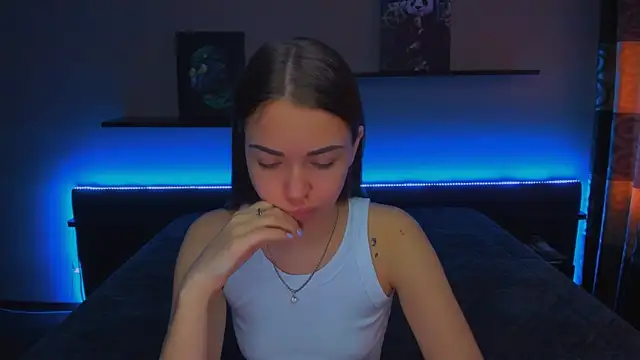 AlexaBarkley online show from 27, 2, 2025