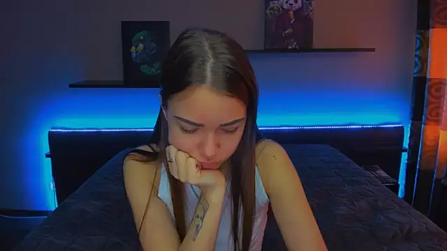 AlexaBarkley online show from 6, 3, 2025