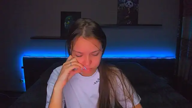 AlexaBarkley online show from 12, 2, 2026