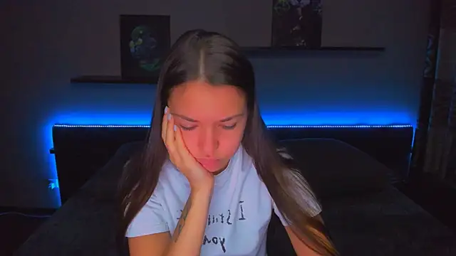 AlexaBarkley online show from 7, 11, 2025