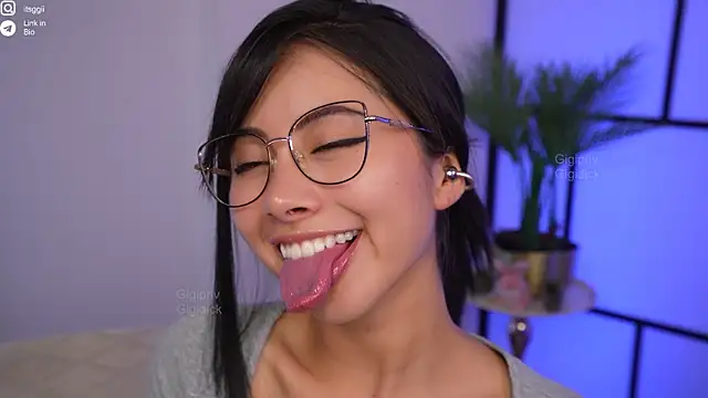 Gigi ohlala online show from 15, 11, 2025