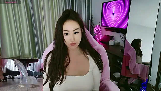 AsianQueens online show from 30, 10, 2025